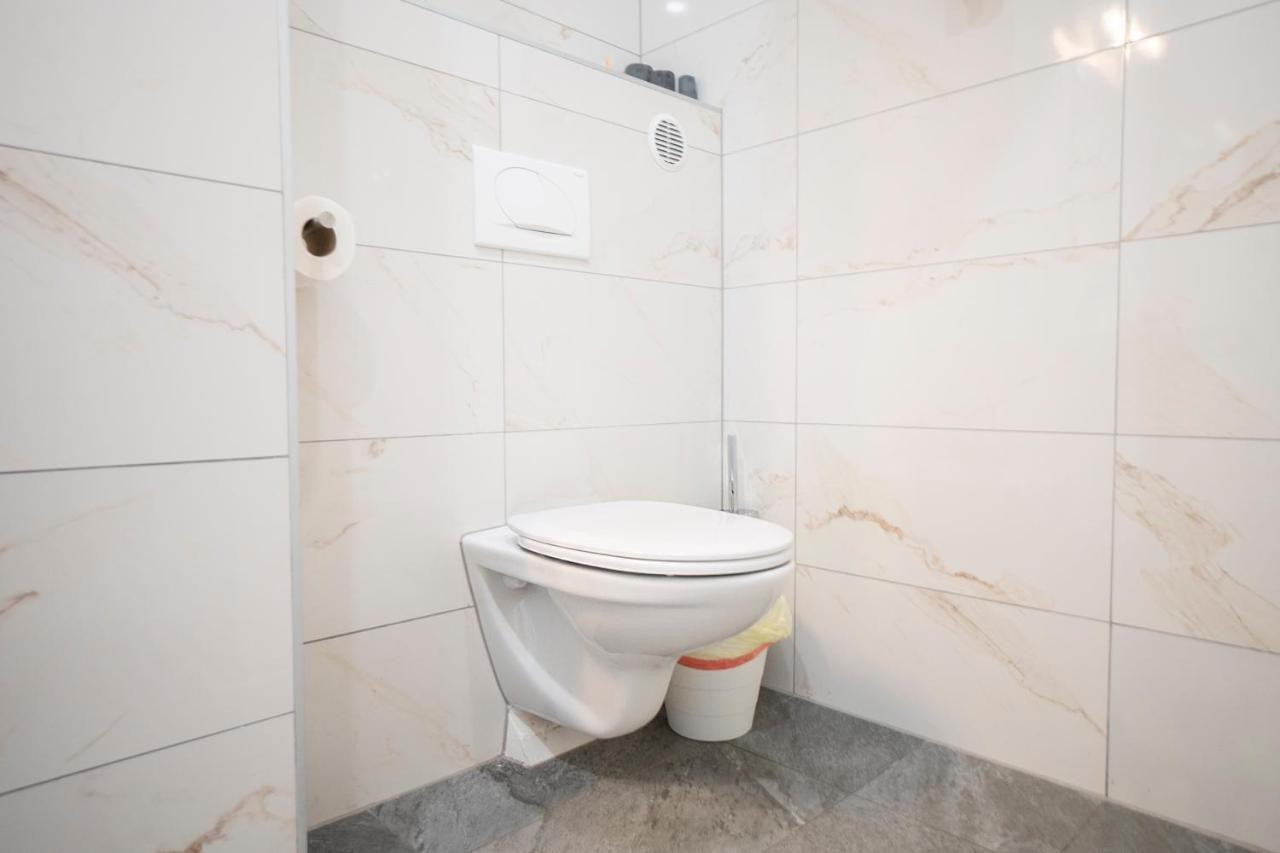 Brand New Charming Appartmet Near Augarten & City Вена Экстерьер фото